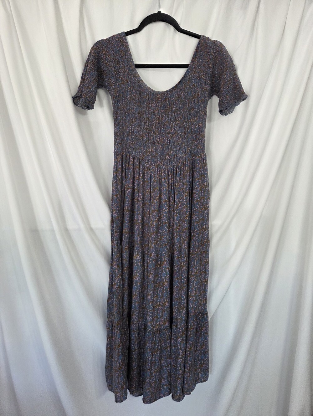NATURAL LIFE Blue/Pink Print Scoop-Neck Smocked Maxi Dress SizeL/XL - Picture 3 of 8